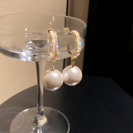 New Fashion Oversized White Pearl Drop