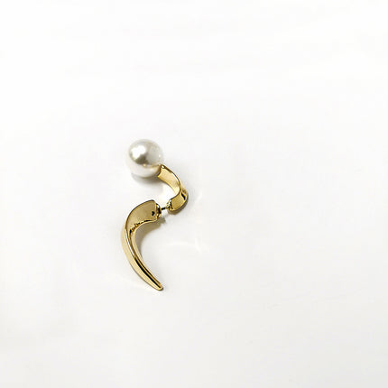 Shape Pearl Metal Multi-wearing Method Earrings Niche Temperament Simple Earrings