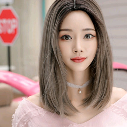 Short Straight hair fashion realistic wig