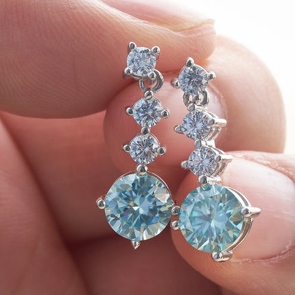 Fashion Stud Earrings Female Color Moissanite